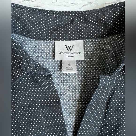 Worthington Stretch Black and White Polka dot Button Down - Picture 7 of 8